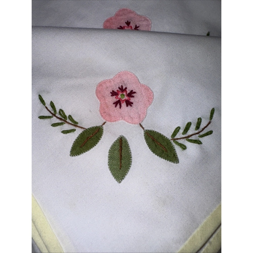 Vintage Hankercheif Napkins White Appliqué Pink Flower Yellow Border Set of 12 - Picture 2 of 8